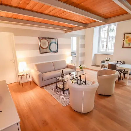 Apartment Bogino 27